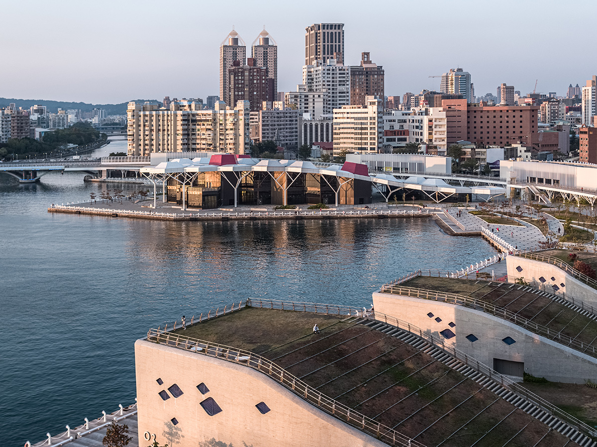 台灣高雄市海洋文化及流行音樂中心